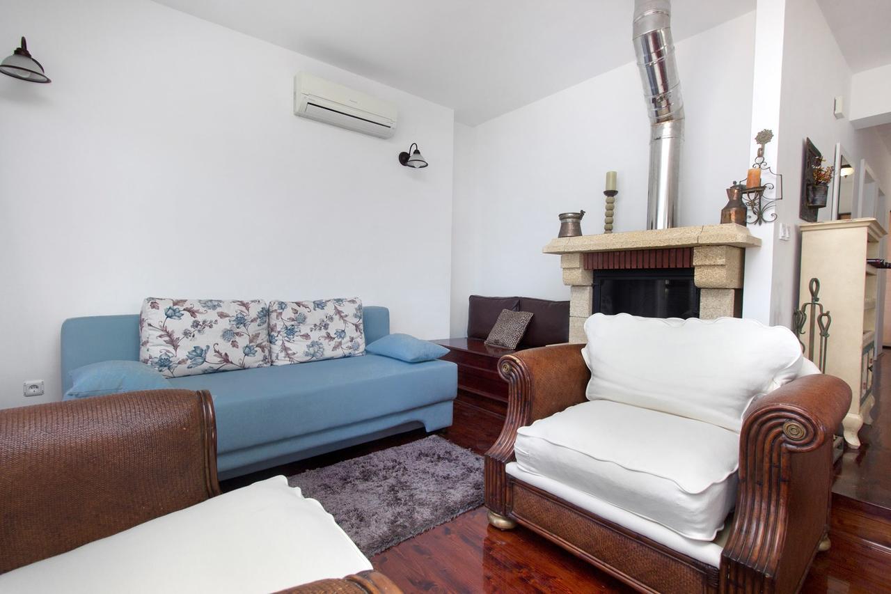 Sea Breeze - Front Sea Apartment Zaboric Esterno foto