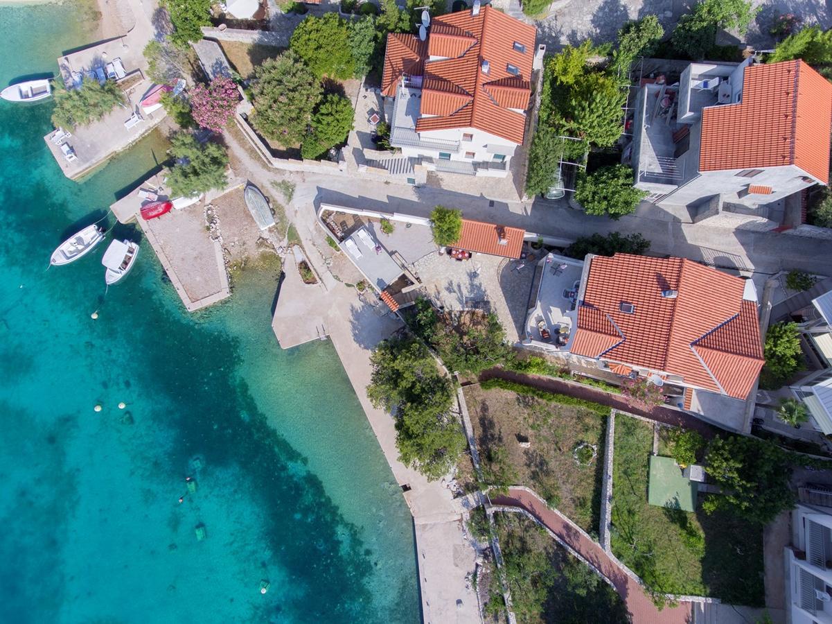 Sea Breeze - Front Sea Apartment Zaboric Esterno foto