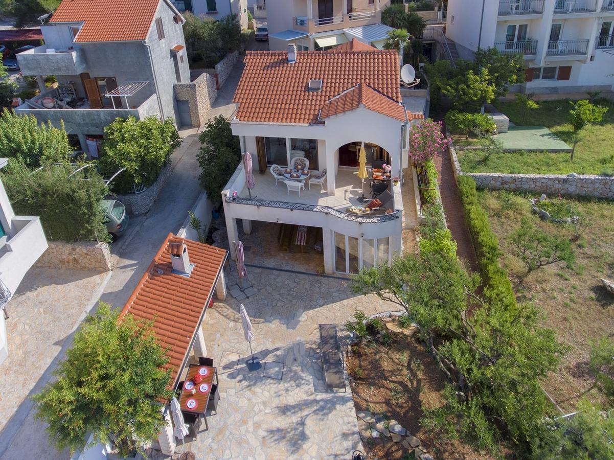 Sea Breeze - Front Sea Apartment Zaboric Esterno foto